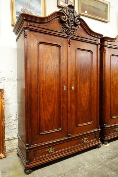 Stodola.cz - Skříň