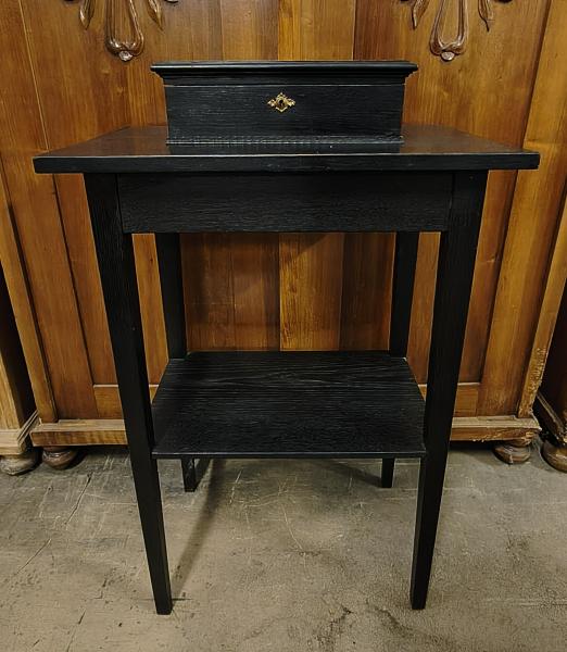 Stodola.cz - Stolek s kazetou